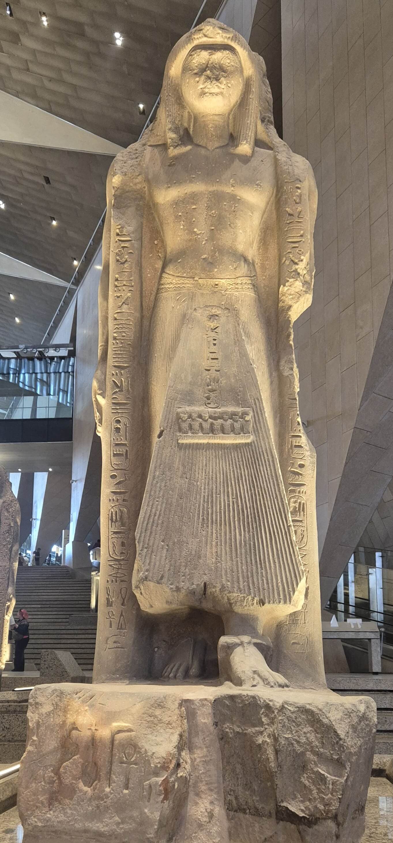 Statue of King Sety II Holding Standards