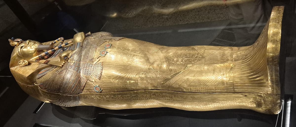 Sarcophagus & Coffins